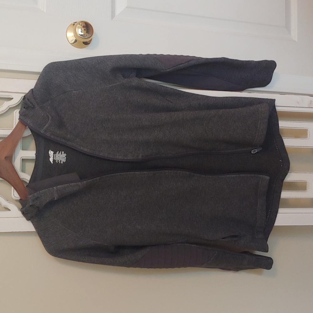 Medium hooded zip up jacket